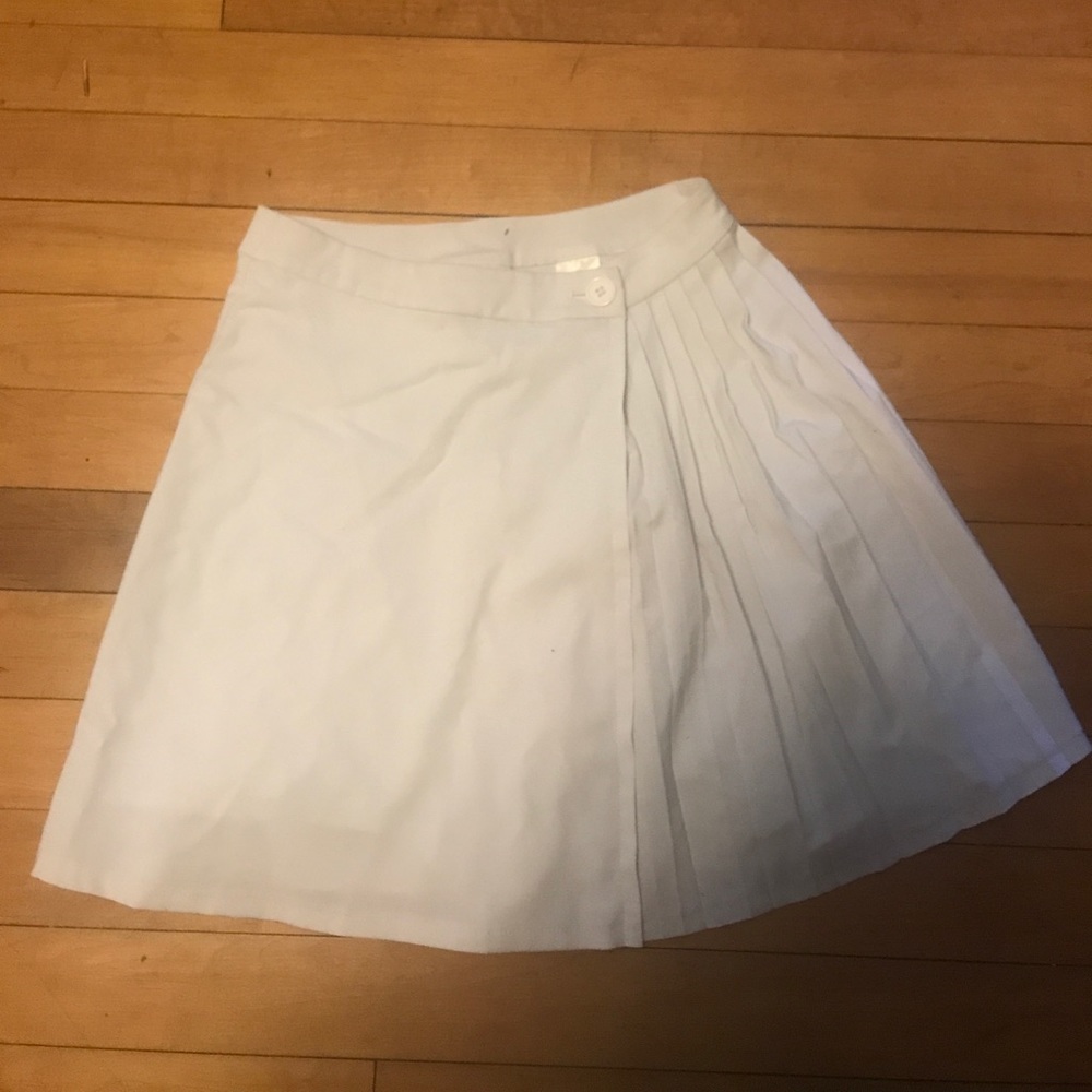 Monk pleated white skirt